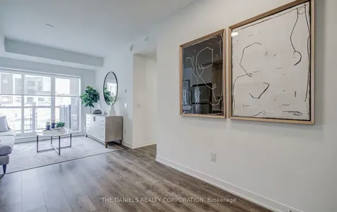 165 Canon Jackson Drive Toronto ON M6M 0C4