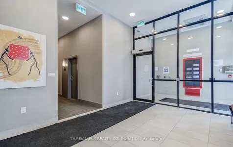 165 Canon Jackson Drive Toronto ON M6M 0C4