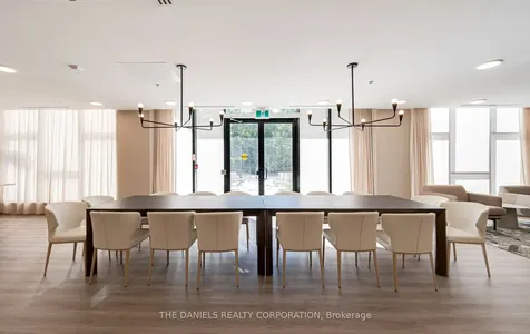165 Canon Jackson Drive Toronto ON M6M 0C4