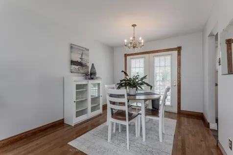 3125 Michael Crescent Burlington ON L7M 1V3