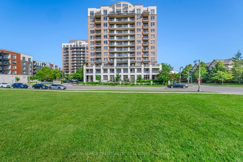 2379 Central Park Drive Oakville ON L6H 0E3