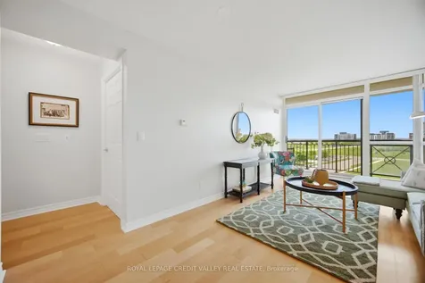 2379 Central Park Drive Oakville ON L6H 0E3