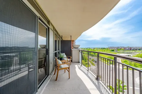2379 Central Park Drive Oakville ON L6H 0E3