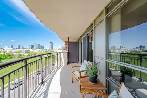 2379 Central Park Drive Oakville ON L6H 0E3