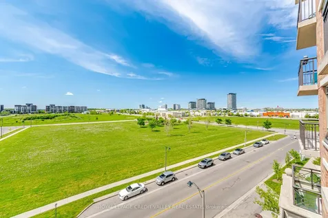 2379 Central Park Drive Oakville ON L6H 0E3