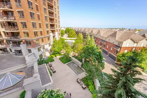 2379 Central Park Drive Oakville ON L6H 0E3