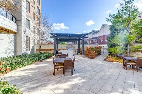 2379 Central Park Drive Oakville ON L6H 0E3