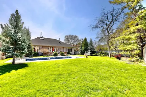 2141 Fowler Lane Mississauga ON L5K 1B9
