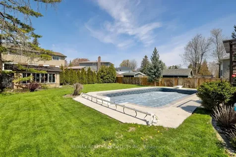 2141 Fowler Lane Mississauga ON L5K 1B9