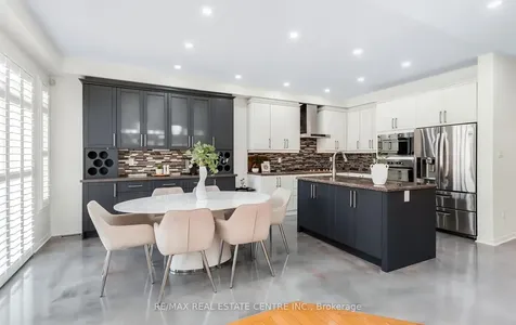 157 Niagara Trail Halton Hills ON L7G 0H4