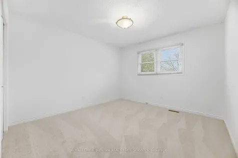 1004 Roxborough Drive Oakville ON L6M 1E3