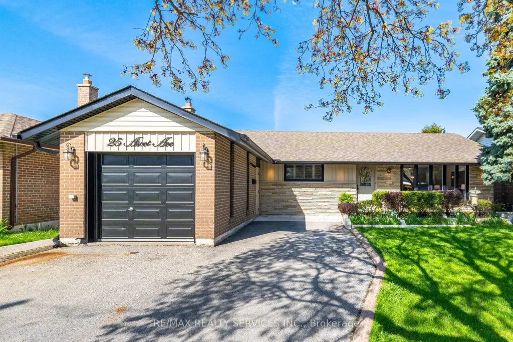 25 Ascot Avenue Brampton ON L6T 2P3