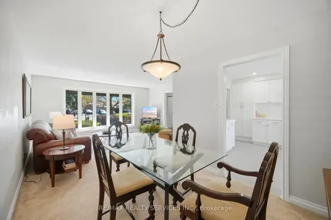 25 Ascot Avenue Brampton ON L6T 2P3