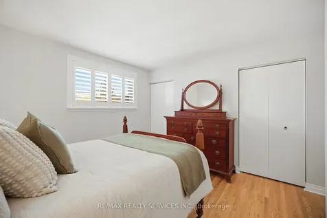 25 Ascot Avenue Brampton ON L6T 2P3