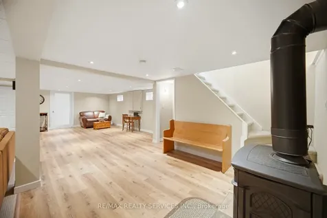 25 Ascot Avenue Brampton ON L6T 2P3