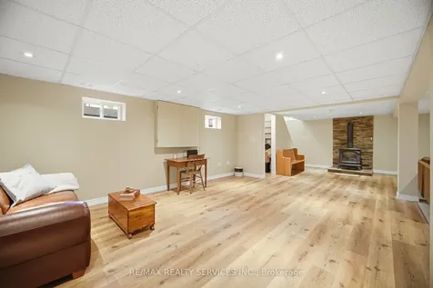 25 Ascot Avenue Brampton ON L6T 2P3