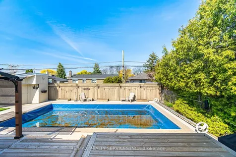 25 Ascot Avenue Brampton ON L6T 2P3