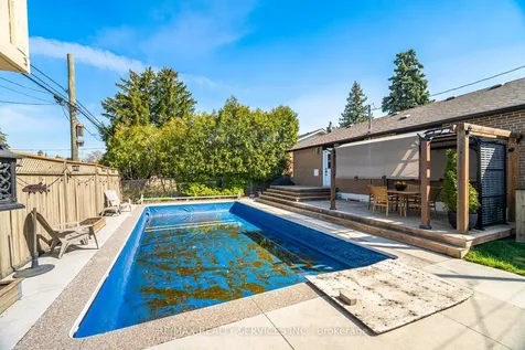 25 Ascot Avenue Brampton ON L6T 2P3