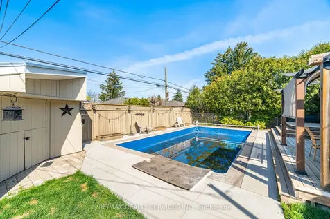 25 Ascot Avenue Brampton ON L6T 2P3