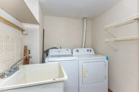 2825 Islington Avenue Toronto ON M9L 2K1