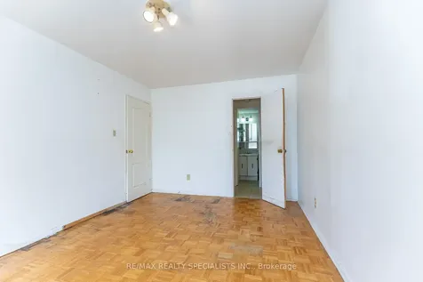 2825 Islington Avenue Toronto ON M9L 2K1