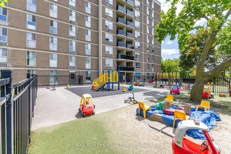 2825 Islington Avenue Toronto ON M9L 2K1