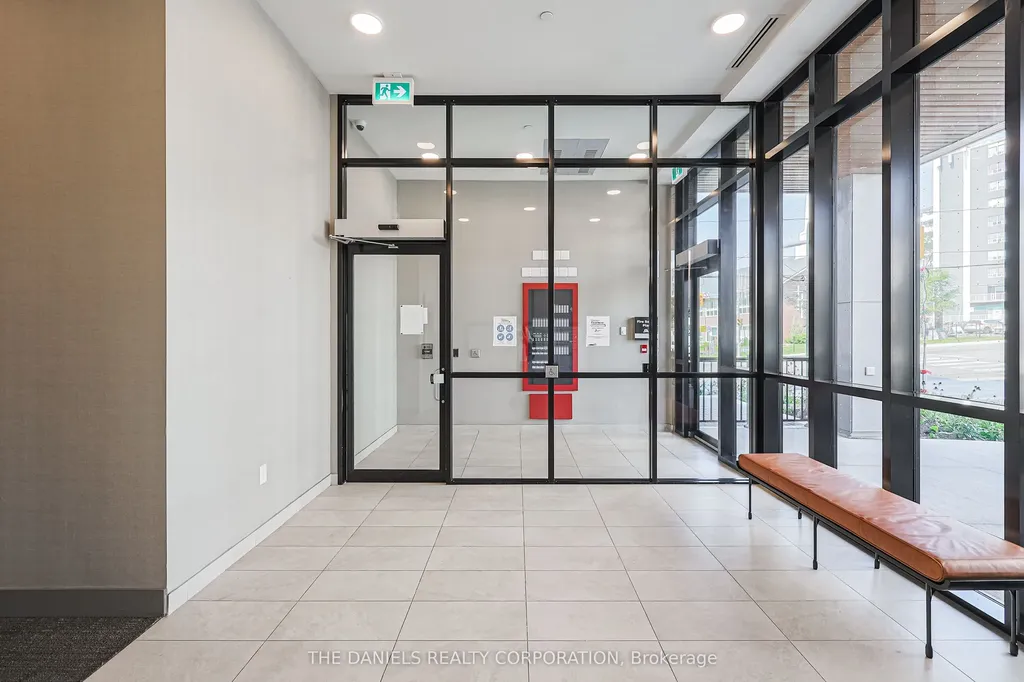 165 Canon Jackson Drive Toronto ON M6M 0C4