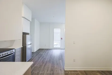 165 Canon Jackson Drive Toronto ON M6M 0C4