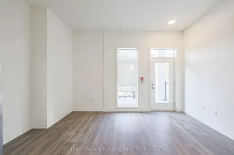 165 Canon Jackson Drive Toronto ON M6M 0C4