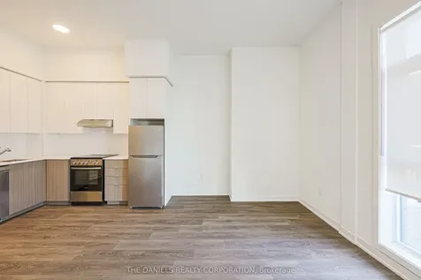 165 Canon Jackson Drive Toronto ON M6M 0C4
