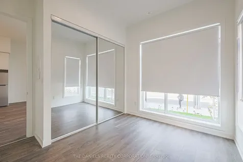 165 Canon Jackson Drive Toronto ON M6M 0C4