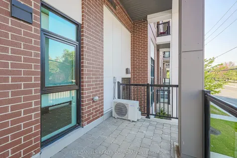 165 Canon Jackson Drive Toronto ON M6M 0C4