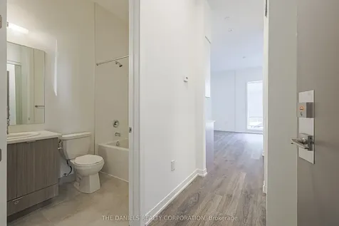165 Canon Jackson Drive Toronto ON M6M 0C4