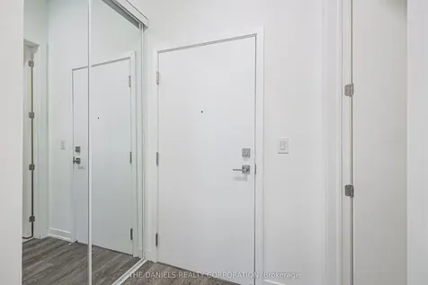 165 Canon Jackson Drive Toronto ON M6M 0C4