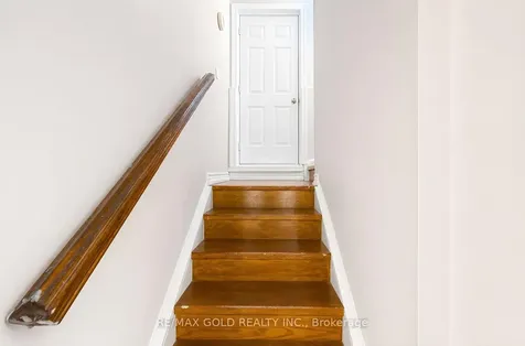 5 Ravenswood Drive Brampton ON L6Y 3Y5
