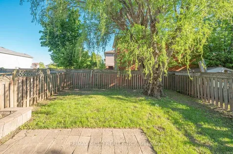 5 Ravenswood Drive Brampton ON L6Y 3Y5