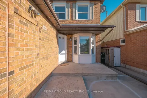 5 Ravenswood Drive Brampton ON L6Y 3Y5