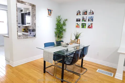 2440 Bromsgrove Road Mississauga ON L5J 4J7