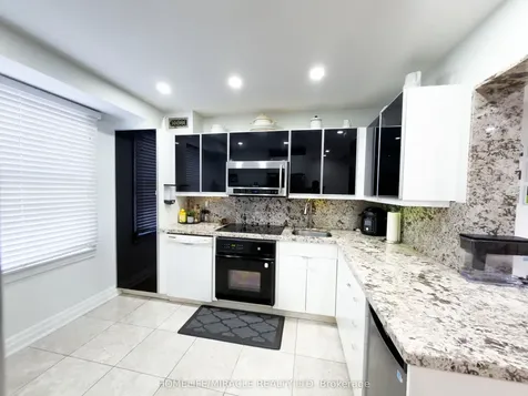 2440 Bromsgrove Road Mississauga ON L5J 4J7