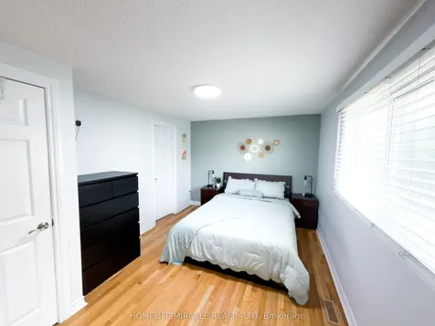 2440 Bromsgrove Road Mississauga ON L5J 4J7