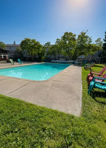 2440 Bromsgrove Road Mississauga ON L5J 4J7