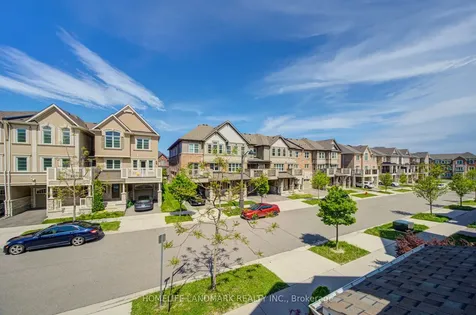 3086 Mistletoe Gardens Oakville ON L6M 0Y7