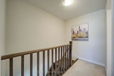 3086 Mistletoe Gardens Oakville ON L6M 0Y7