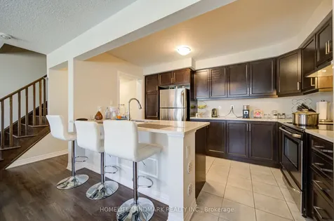 3086 Mistletoe Gardens Oakville ON L6M 0Y7