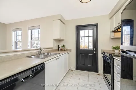 3032 Drumloch Avenue Oakville ON L6M 5H8