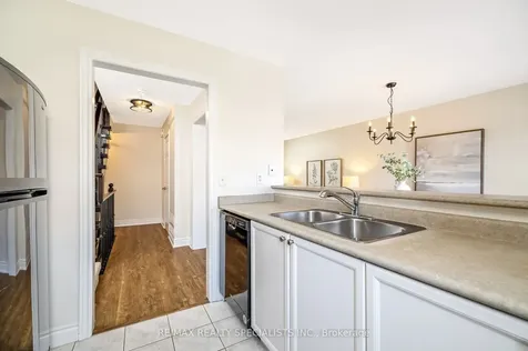 3032 Drumloch Avenue Oakville ON L6M 5H8