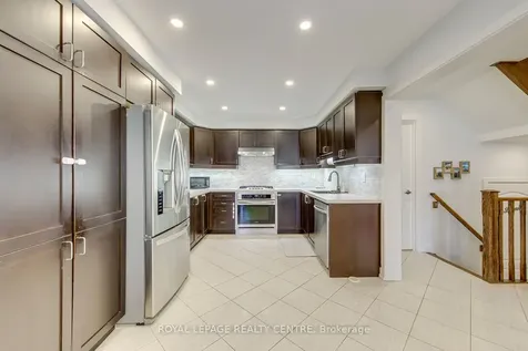 519 Cavanagh Lane Milton ON L9T 8G4