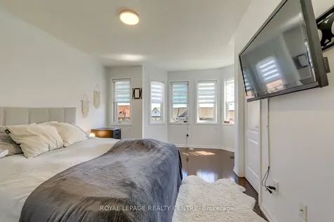 519 Cavanagh Lane Milton ON L9T 8G4