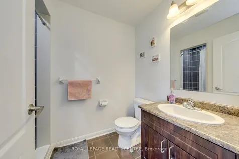 519 Cavanagh Lane Milton ON L9T 8G4