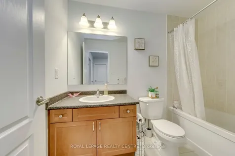 519 Cavanagh Lane Milton ON L9T 8G4